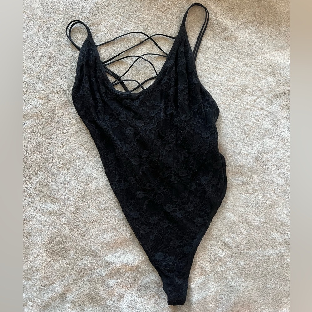 Forever 21 lace bodysuit